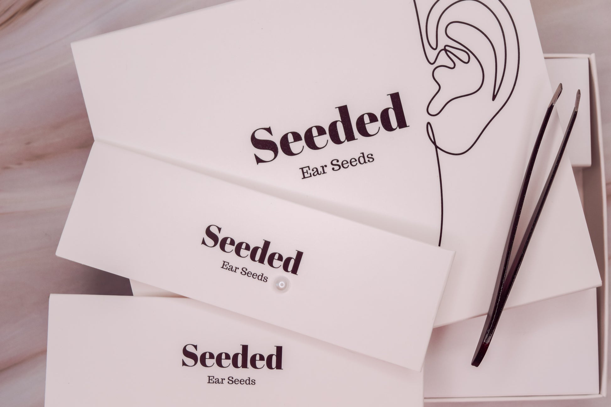 Seeded ear seeds 